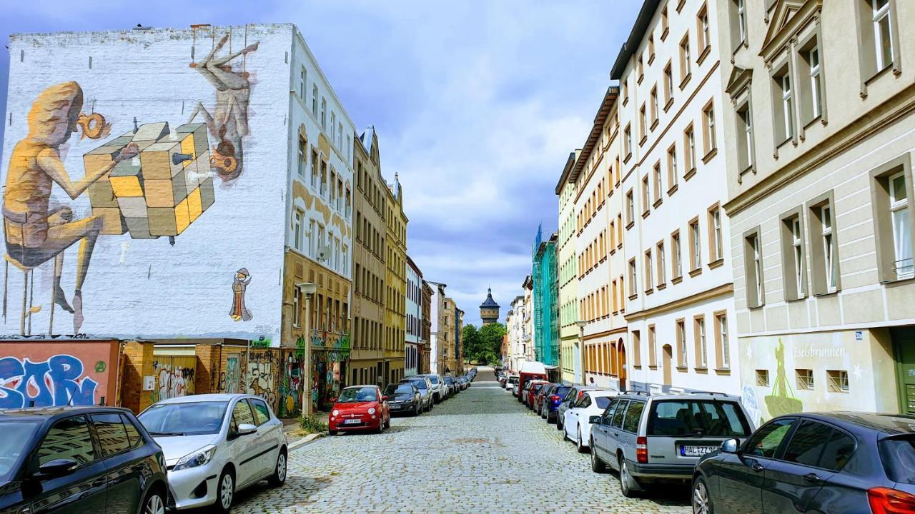 Room In City Center Halle With Shared Bathroom & Kitchen - Free Wifi, Netflix, Ipad & Ground Floor Exterior photo